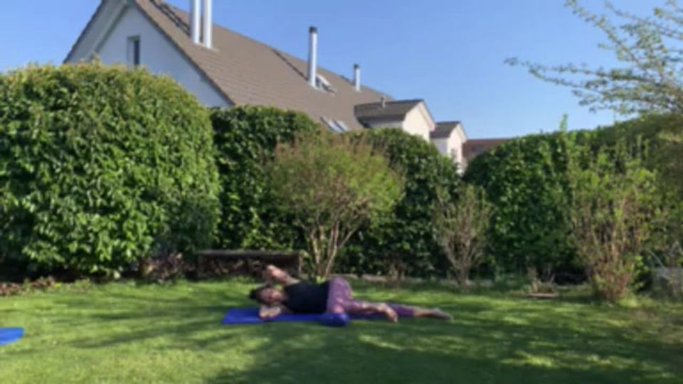 Pilates im Garten